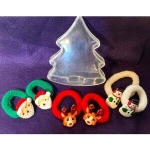 CHRISTMAS PONYTAIL HOLDERS – 3 SETS IN A CLEAR TREE SHAPED CONTAINER